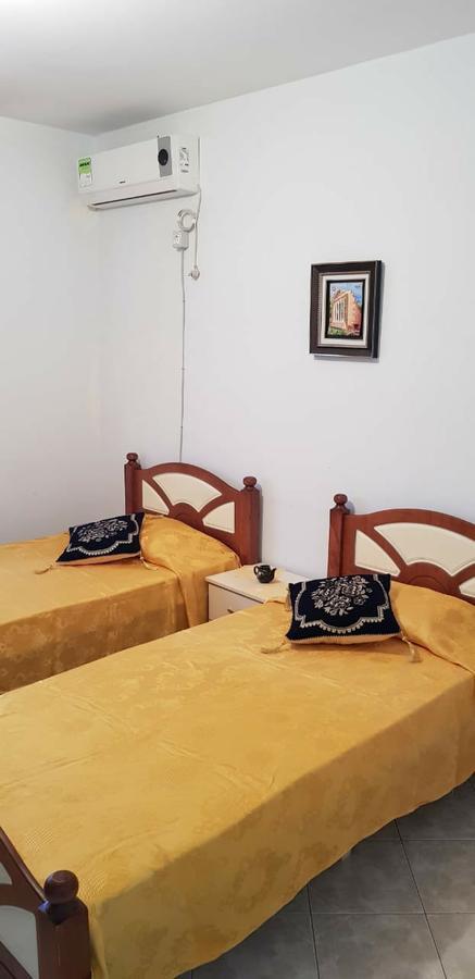 C&S Appartment فلورا المظهر الخارجي الصورة
