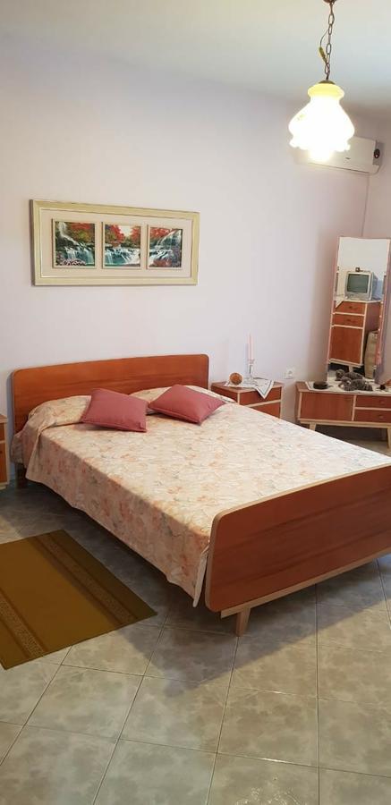 C&S Appartment فلورا المظهر الخارجي الصورة