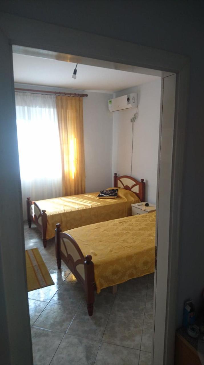 C&S Appartment فلورا المظهر الخارجي الصورة
